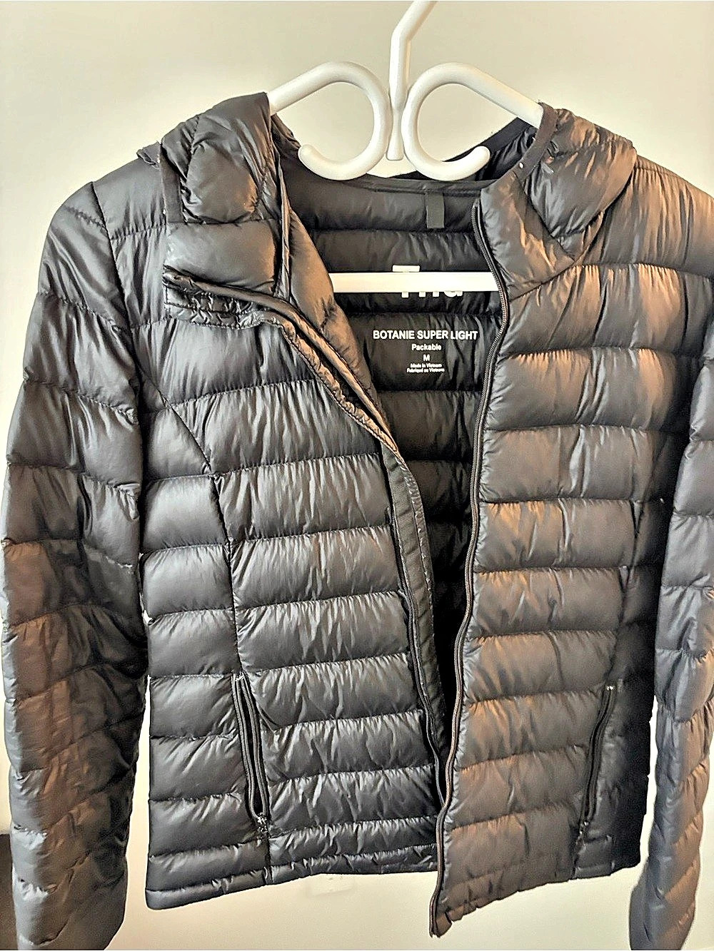 Tna Ultra Light Down Packable Jacket